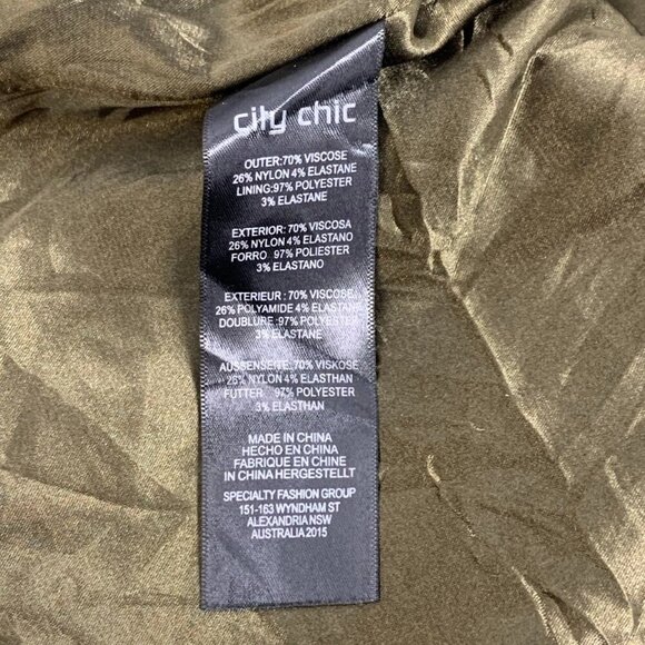 City Chic Women's Trendy Asymmetrical‎ Buttoned Corset Top Size 22 - Picture 9 of 14